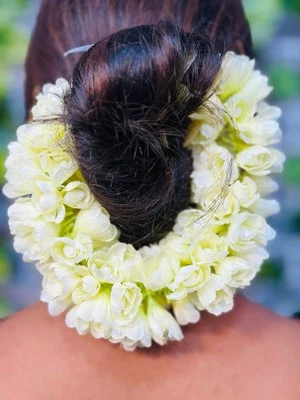 Indian Women Bridal Artificial Hair Accessories Khopa Gajra Flower Band - Image 1 of 4