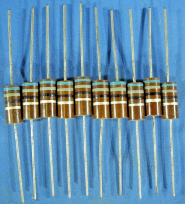 (10) Resistencias de composición de carbono 10 % 2 vatios 68 ohmios - NUEVO Allen Bradley Foto 1 de 4