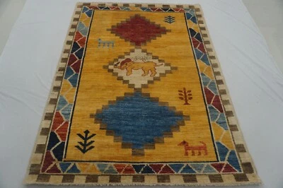 Alfombra de animales de lana tinte vegetal anudada a mano afgana tribal Gabbeh dorada de 5 x 7 pies Foto 1 de 4