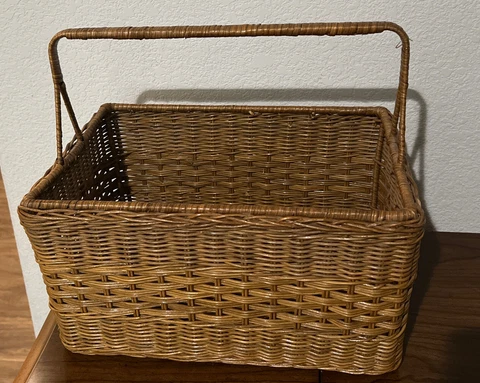 Vintage Large Woven Wood Harvesting Basket Woven Metal handle 14” Cover