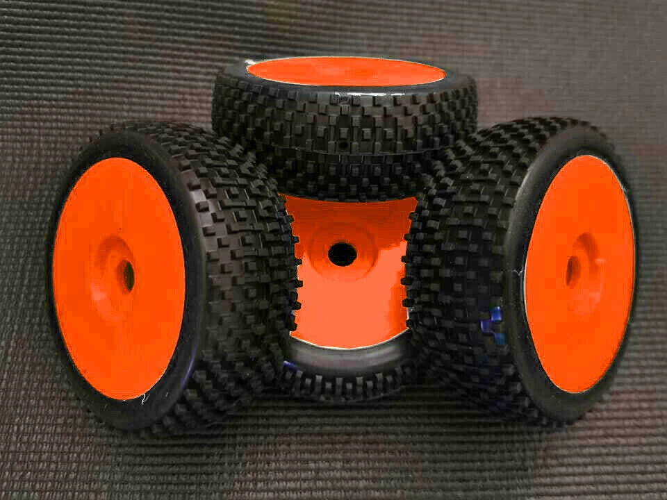 VP-Pro Striker Soft-Flexx (Soft) Gomme 1:8 Buggy (4) Set Completo 4 Ruote - Immagine 1 di 1