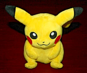 Pikachu Pokemon Center 2014 Original Peluche 7" Juguete Muñeca Japón Relleno Orejas Largas - Imagen 1 de 4