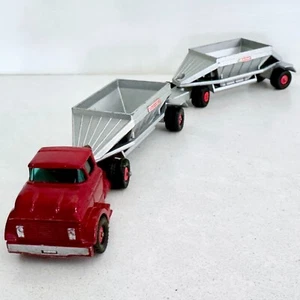 Matchbox Lesney Major Pack M-4 GMC Fruehauf Hopper Train, Made in England - Picture 1 of 7