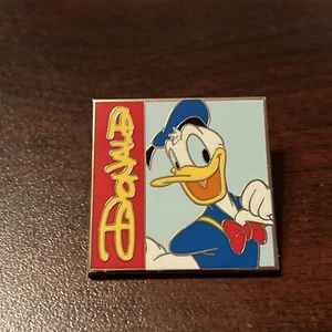 2012 Disney World Donald Duck PWP Promotion Deluxe Starter Set Trading Pin - Picture 1 of 4