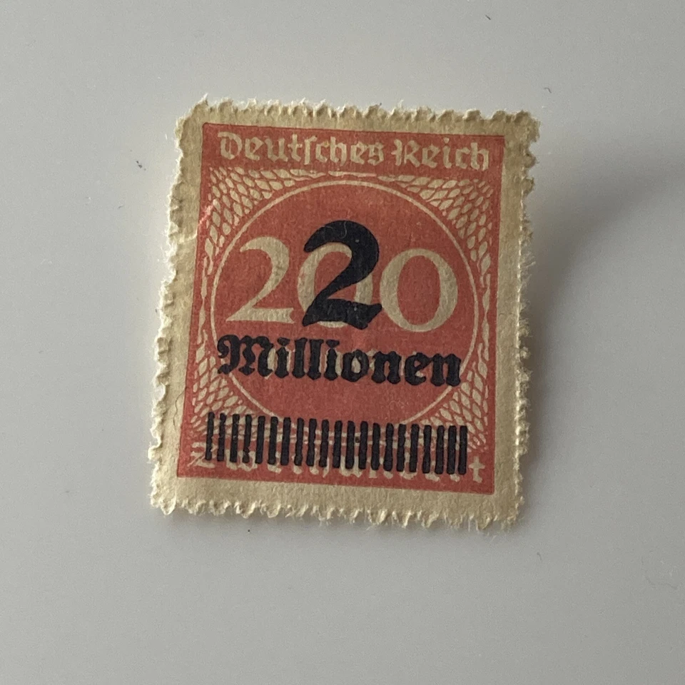 Rare 1920's German Deutsches Reich stamp 2 Millionen - Image 1 of 4