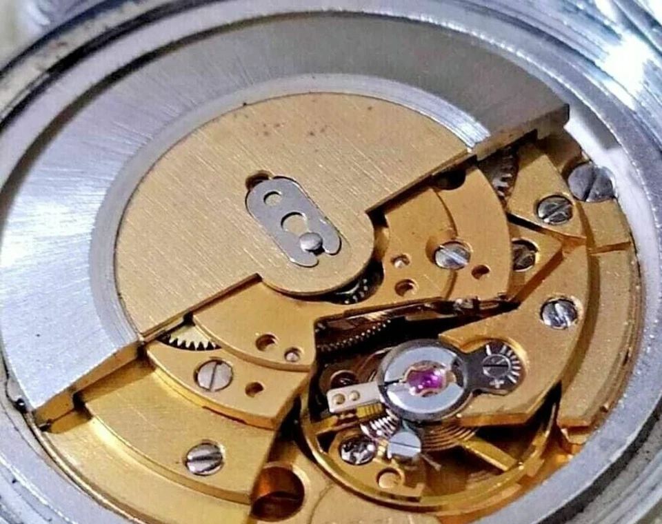 Tissot  CAL 2481 Full Movement With Crown   Full working Used - Image 1 of 1