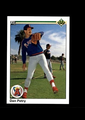 1990 Upper Deck - #690 Dan Petry - Image 1 of 2