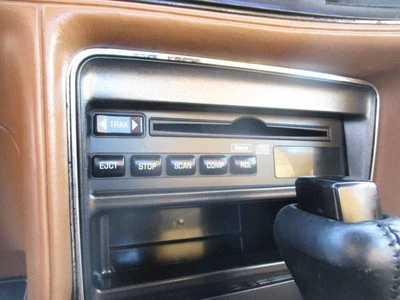 Audio Equipment Radio CD Player Remote Single-disc Fits 90-93 RIVIERA 1612630 - Image 1 of 4