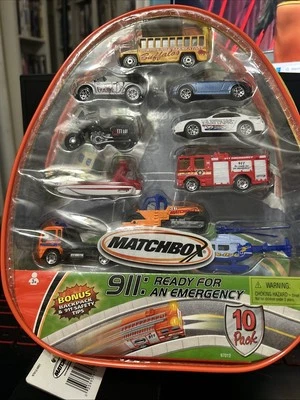 Mochila Matchbox 911 lista para una emergencia paquete de 10 2001 NUEVA Foto 1 de 4