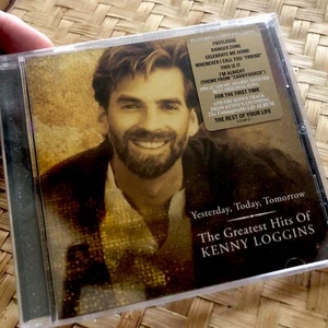 NEW Yesterday Today Tomorrow: Greatest Hits by Kenny Loggins (CD, 1997) SEALED - Imagen 1 de 2