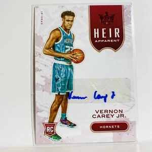 2020-21 Panini NBA Court Kings Heir Apparent RC Auto Vernon Carey Jr. Ruby 08/99 - Bild 1 von 3