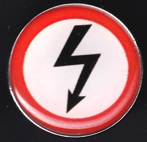 Marilyn Manson Anticristo Superestrella 1" Redondo Choque Logo Solapa Pin Cierre Trasero - Imagen 1 de 6