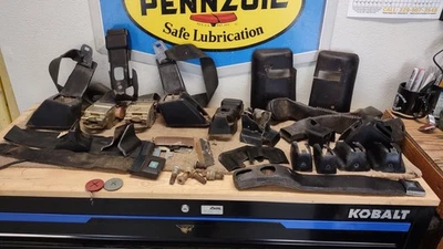 1973-1977 CHEVELLE A CARROCERÍA CINTURÓN DE SEGURIDAD ENORME LOTE CINTURONES CUBIERTAS BUEN ESTADO MONTE CARLO Foto 1 de 4