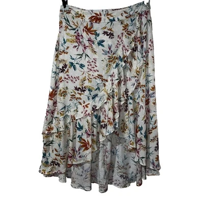 Saia maxi tórrida estampa floral babado cintura elástica em camadas branca tamanho 3X 22-24 (3) - Imagem 1 de 4