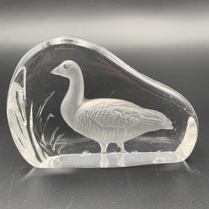 Wedgwood Paperweight Crystal Glass Goose Duck Bird Danbury Mint Chipped 4” - Picture 1 of 11