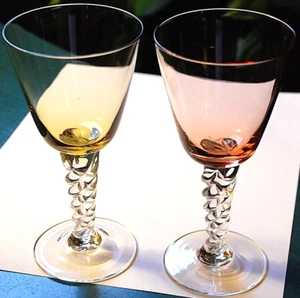 Set 2 Hand Blown PEACH PINK & YELLOW Wine Goblet Glasses CLEAR TWIST STEM 5 5/8" - Picture 1 of 18