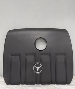 CUBIERTA MOTOR MERCEDES BENZ CLASE A 2020 A6080102500 - Imagen 1 de 5