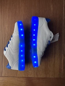 BN GEOX RESPIRA  Trainers CON LED Rechargeable Breathable EUR 37 UK 4 White Blue - Picture 1 of 21