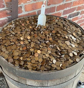OLD LINCOLN WHEAT CENTS FROM KENTUCKY WHISKEY BARREL HOARD - FIND OF A LIFETIME! - Picture 1 of 10