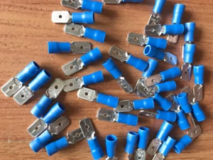 MDD2-250 blue 6.3mm Spade Crimp 6.3 mm Male Insulated Connectors - Picture 1 of 4