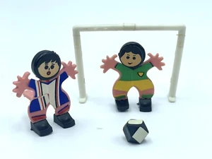70s KINDER SURPRISE SORPRESA SOCCER PLAYERS GIOCATORI DI CALCIO 4 # CU2 - Picture 1 of 3