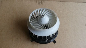 MERCEDES C E CLASS W205 W213 HEATER BLOWER MOTOR FAN 0130309007 - Picture 1 of 4
