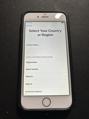 iPhone 6 Gold 64GB Model A1549  - Image 1 of 4