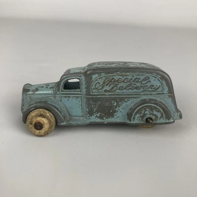 Tootsietoy Pre War Special Delivery Van 1936 READ - Image 1 of 4