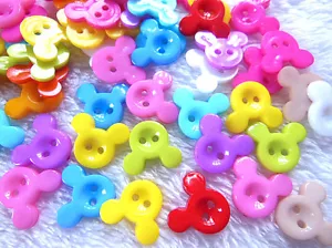 100pcs Mixed Mickey Mouse Style 2 Holes Resin Buttons Fit Sewing and Scrapbook - Picture 1 of 4