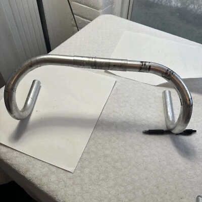 GUIDÃO VINTAGE CINELLI TOUR 68-40 DROP - ANODIZADO LEITOSO 40cm C-C - Imagem 1 de 4