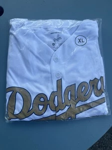 ๐ Freddie Freeman 5 Size XL Dodgers Gold Player Jersey SGA June 18 2025 6/18/25 - Picture 1 of 2