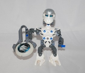 Lego Bionicle Matoran Ehrye (8612) Complete Figure
