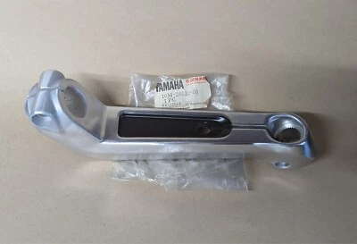 Manillar derecho Yamaha 1982 XJ750 XJ1100 NUEVO EN STOCK Foto 1 de 4