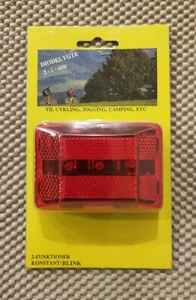 Bicycle Bike Clip-on Tail Light with 3 Red LED - Picture 1 of 2