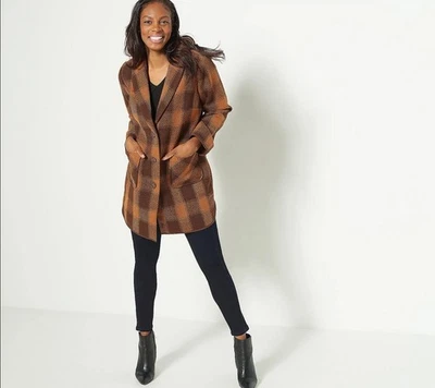 Abrigo Joan Rivers Botón Frontal Cuadros Chal Cuello y Bolsillos Foto 1 de 4