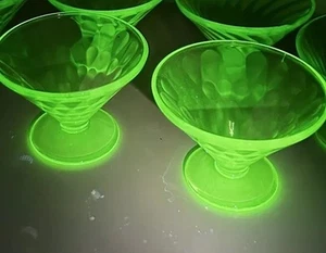 Federal Depression Glass Green Sherbet Glasses Seven Ice Cream Cups Uranium 2 - Picture 1 of 10