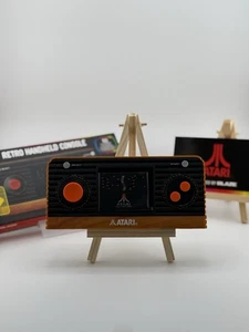 ATARI 50 BUILT IN GAMES RETRO HANDHELD CONSOLE SEHR GUT OVP  - Bild 1 von 3