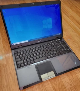 MSI A6000 Retro Gaming Laptop Computer, Windows 10, C2D Nvidia 8200M 128GB SSD - Zdjęcie 1 z 4