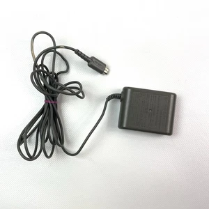 Nintendo Adattatore AC USG-001 - USG-002 Caricatore OEM per Console DS Lite - Foto 1 di 10