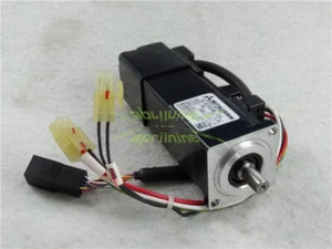 Ein Mitsubishi Servomotor HC-KFS053BL-S18 HCKFS053BLS18 gebraucht - Bild 1 von 1