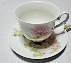 Summer River Cup, Saucer BV Copyright Pink & White Roses Mint condition - Picture 1 of 7
