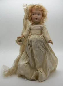 Muñeca antigua de composición vintage, articulada, vestido de novia de los años 40 - Imagen 1 de 24