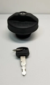 Duralast Locking Fuel Cap 5991 Set Of 1 Keyed Alike, Black Caps 2 Keys - Foto 1 di 5