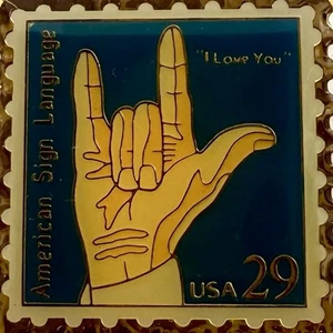 USPS I Love You Amerikanische Gebärdensprache Gehörlosigkeit erkennen 29 Stempel Pin Neu in Verpackung - Bild 1 von 3