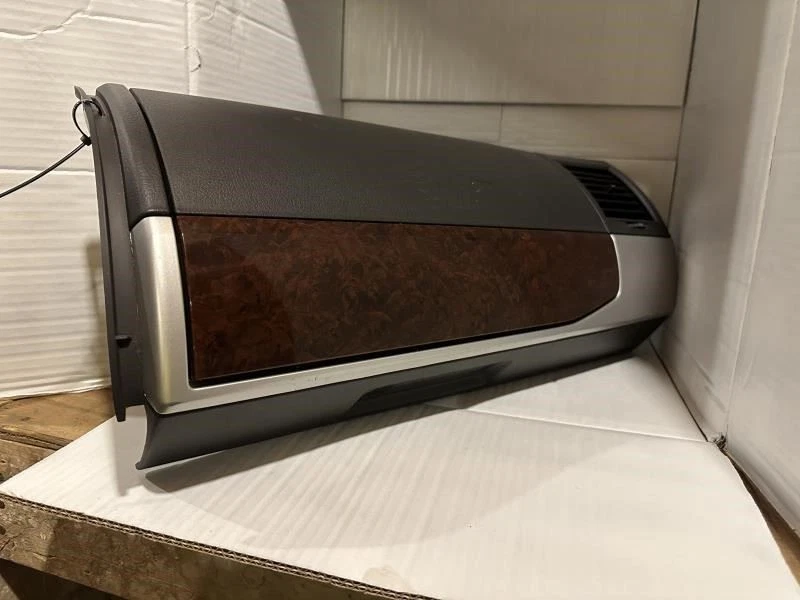 08-10 Chrysler Town & Country painel superior de instrumentos conjunto de caixa de luvas - Imagem 1 de 3