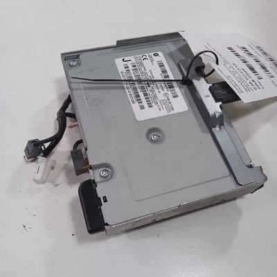 Toyota Yaris Bluetooth Receiver Module {B021208} 2020 2019 2018 2017 2016 - Image 1 of 4