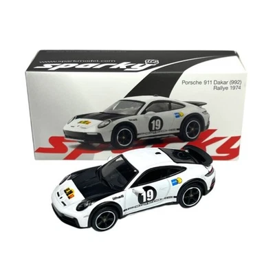 Modellino Auto Spark 1/64 Porsche 911 Dakar 992 #19 Rally Dakar 1971 - Immagine 1 di 4