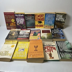 Lot Of 16 Mixed Fiction Paperback Books - Steel, Brown, Gabaldon, Cook, Grisham - Bild 1 von 3