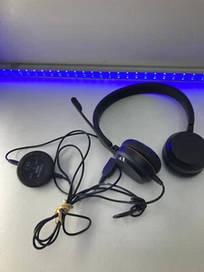 Jabra Headset Evolve 20 ENC060 Black USB-A Plug Headphones MIC Controller #256 - Picture 1 of 5