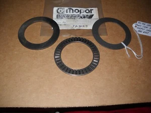NOS Jeep 80-86 Various Jeep Models Transfer Case Front Output Shaft Bearing Assy - Picture 1 of 1